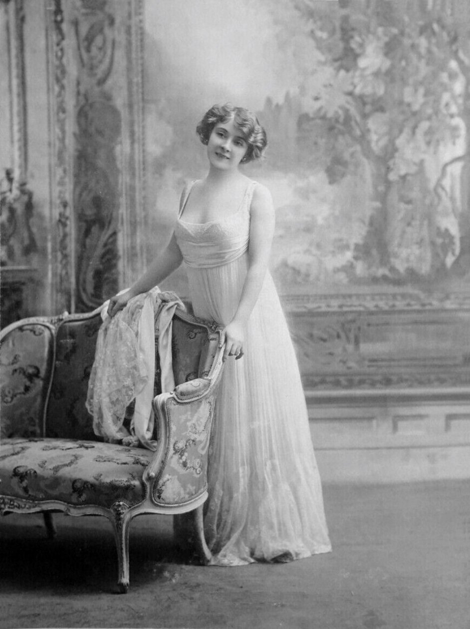 Amélie Diéterle a Théâtre des Variétés színésznőként debütált. alkotó: Nadar
