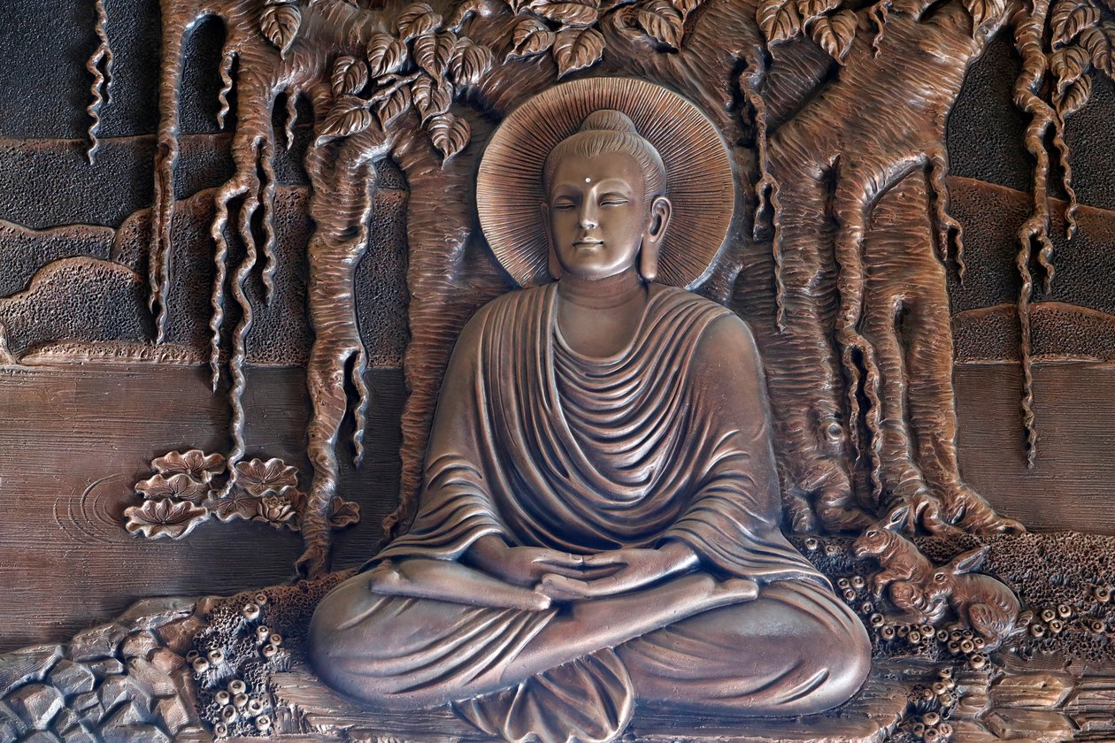 Linh Phong buddhista templom, Shakyamuni Buddha meditációs pózban ül a Bodhi fa alatt, Dalat, Vietnam alkotó: Unknown