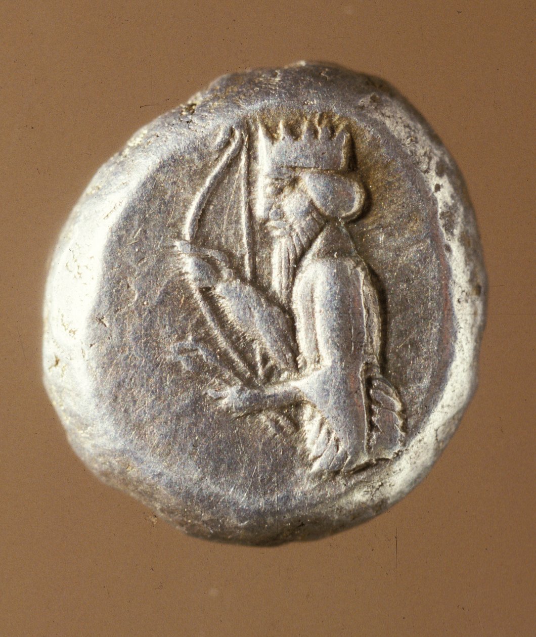 Nagy Dárius szigloszai (fém) alkotó: Achaemenid