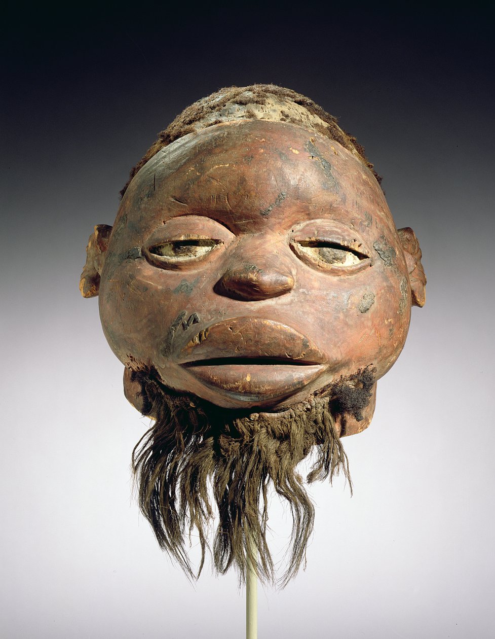 Lipiko maszk, Makonde kultúra, Mozambik (fa, haj, rost és pigment) alkotó: African