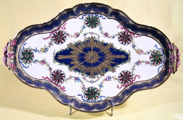 Sevres vacsoratál (porcelán) alkotó: French School