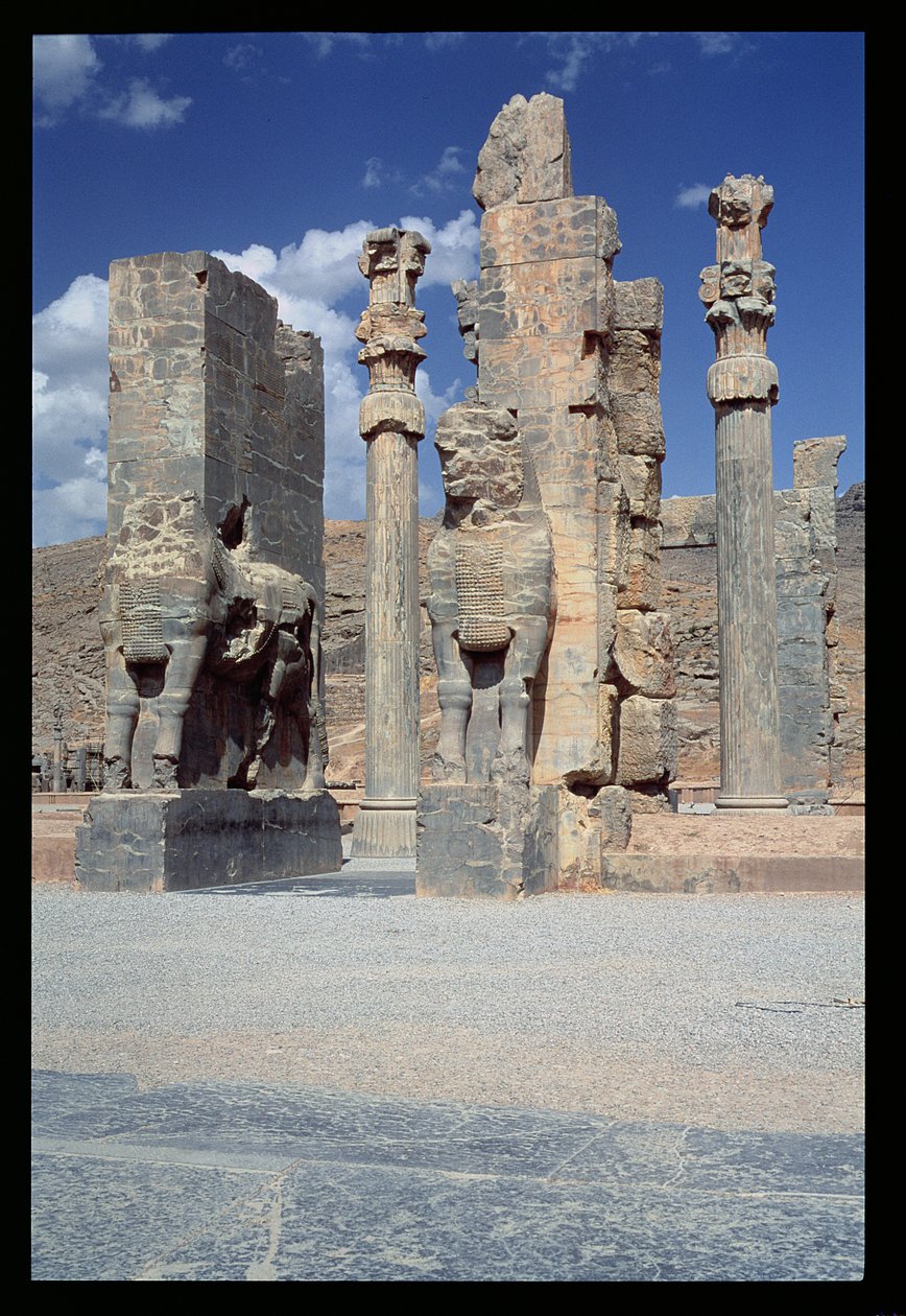 Minden nemzet kapuja alkotó: Achaemenid