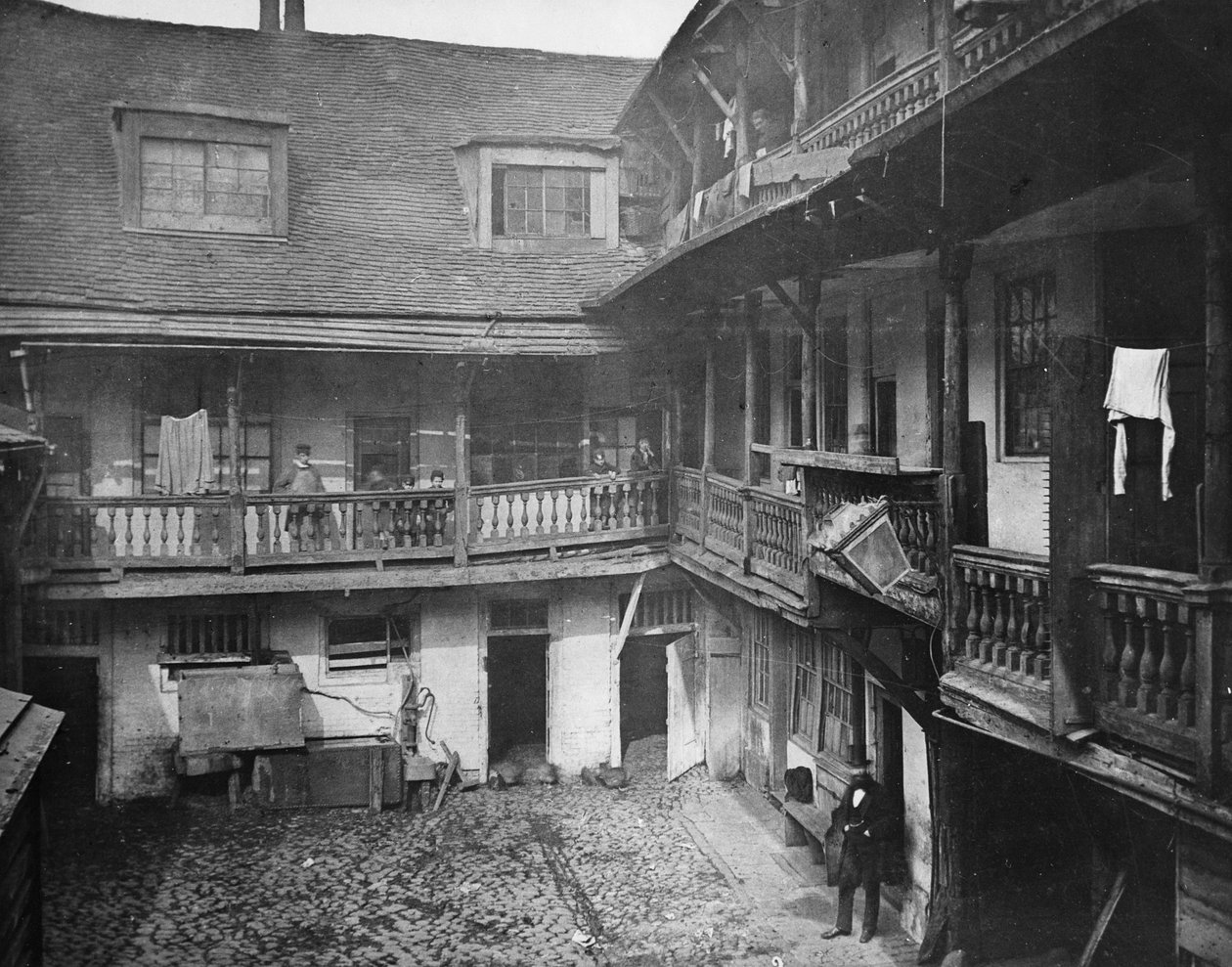 Az Oxford Arms, Warwick Lane, 1875 alkotó: Alfred and John Bool