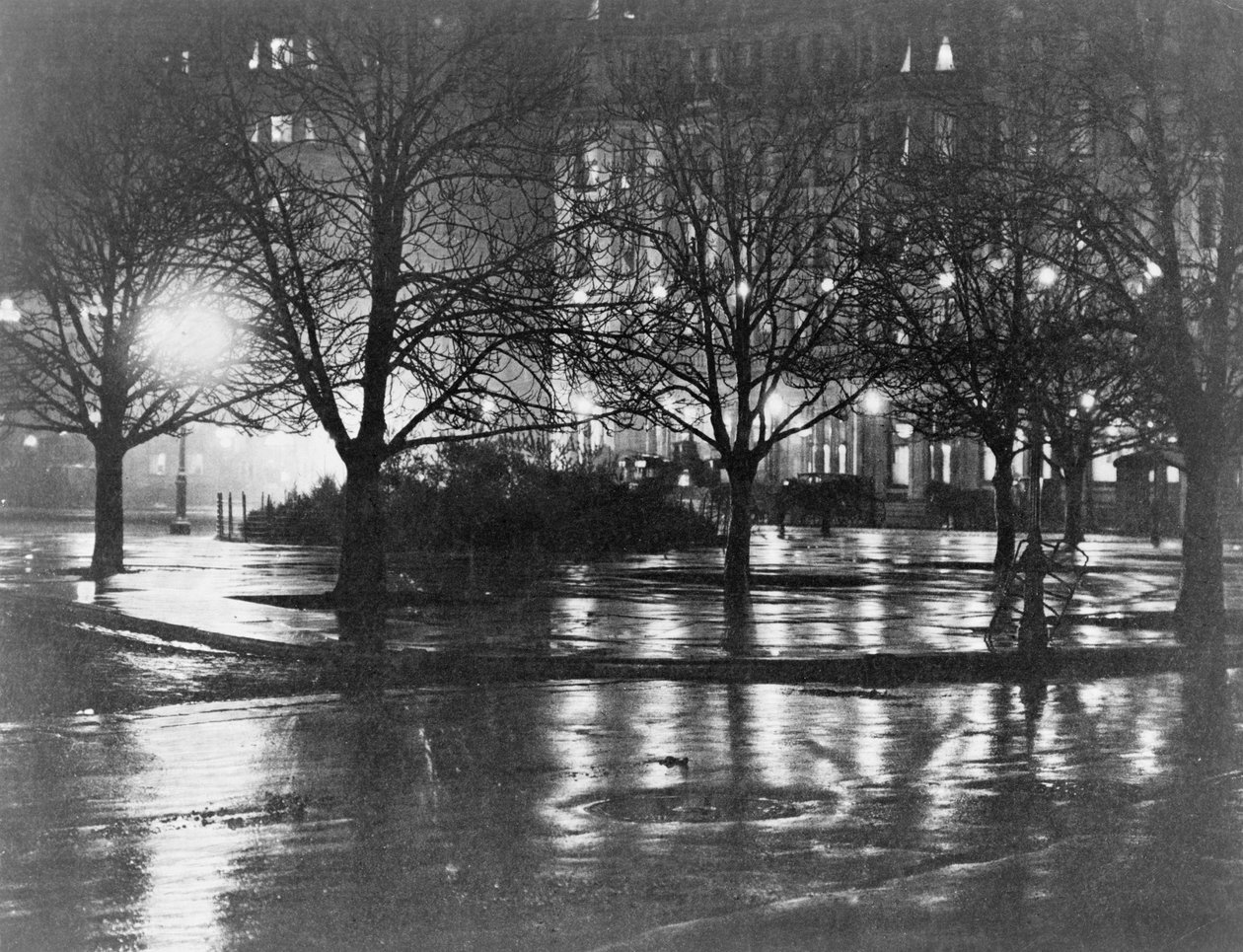 Reflections, éjszaka, New York, 1898 körül (fotómélység) alkotó: Alfred Stieglitz