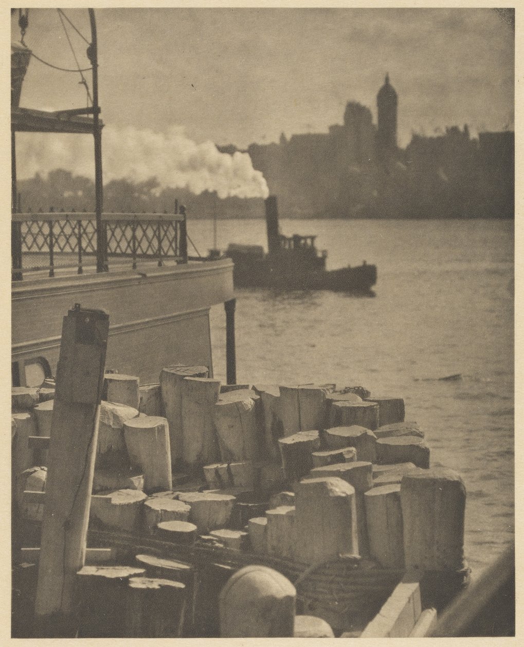 A város a folyón túl alkotó: Alfred Stieglitz