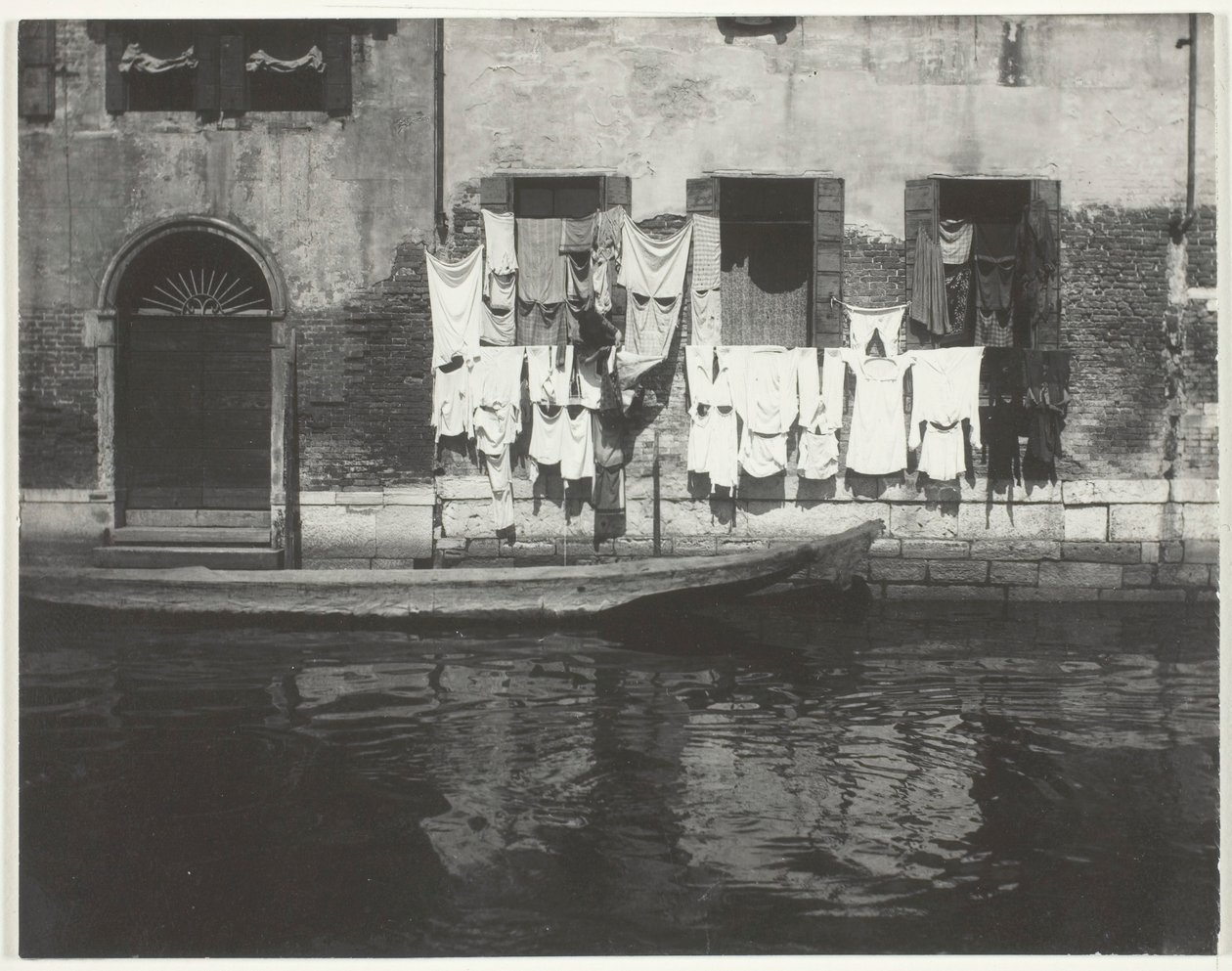 Velence, 1894, nyomtatott 192039. alkotó: Alfred Stieglitz