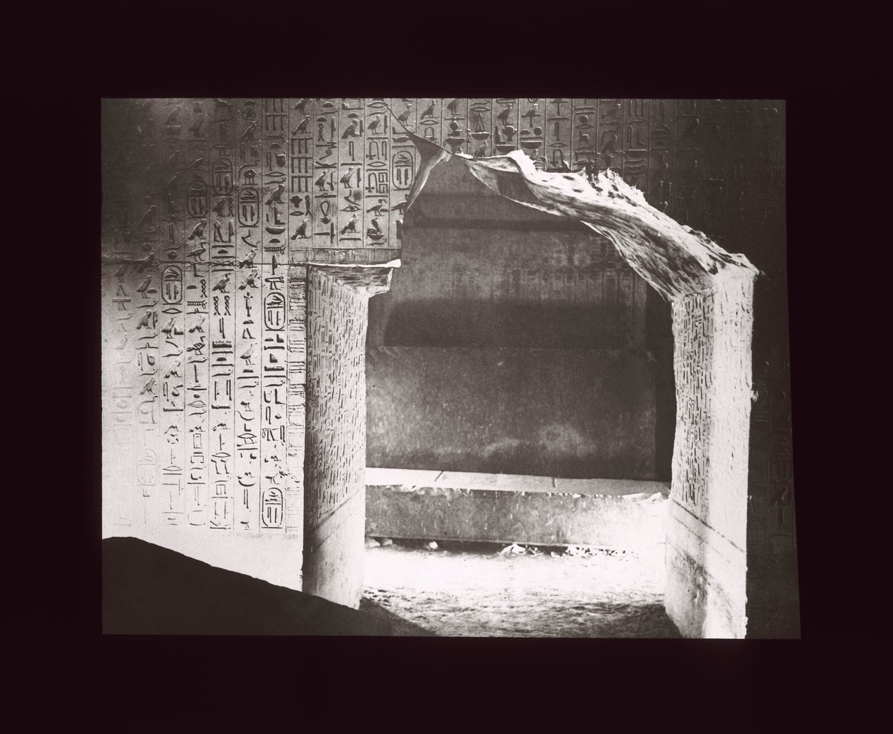 Sírkamra, Unas piramisa, Sakkara, 5. dinasztia (lámpás csúszda) alkotó: American Photographer