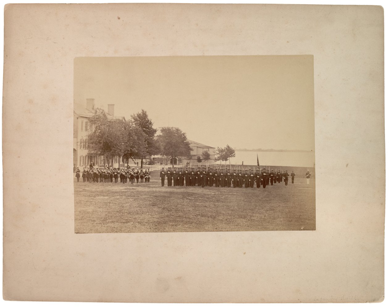 Gyalogsági fúró, 1870 körül (szépia fotó) alkotó: American Photographer