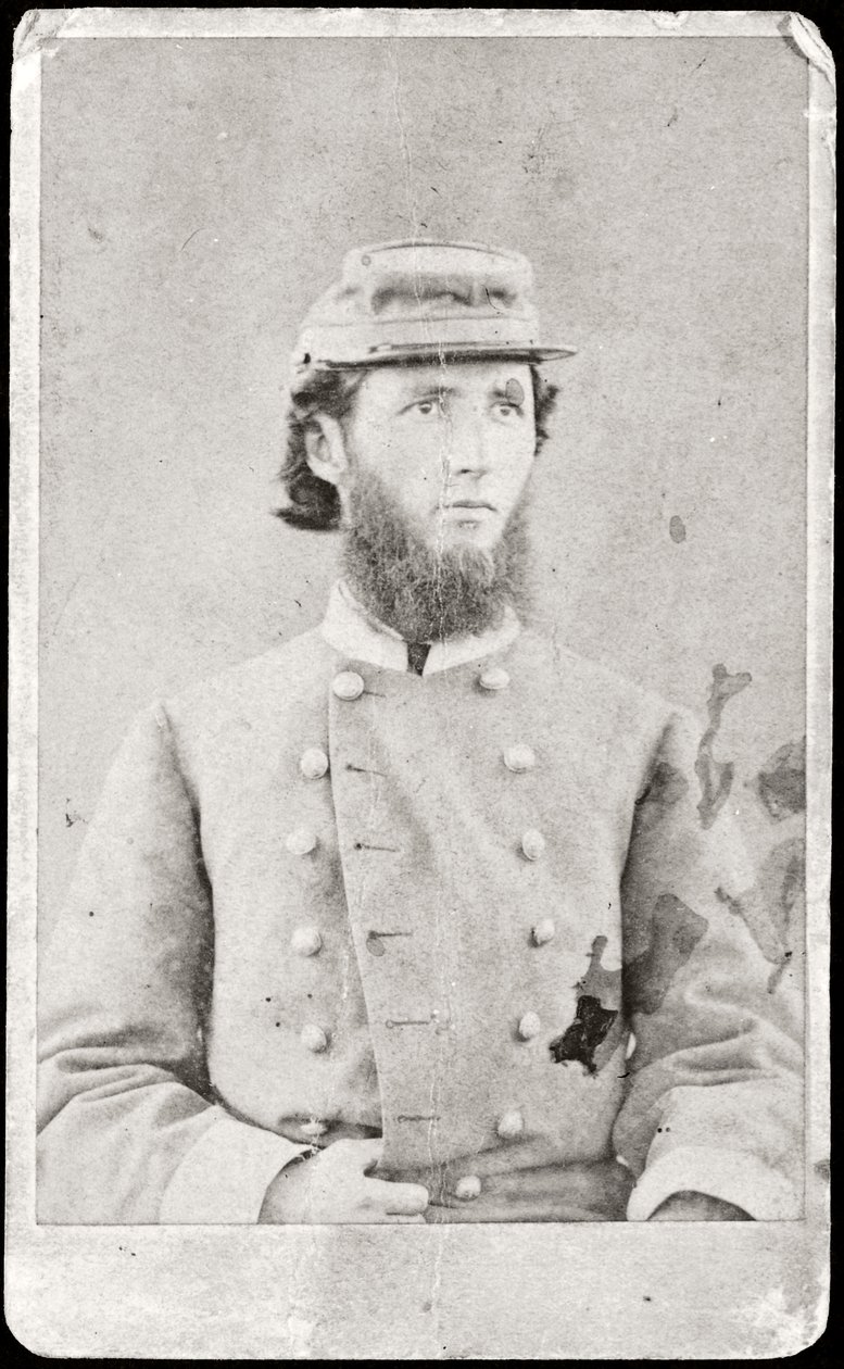 Katona portréja (fekete-fehér fotó) alkotó: American Photographer
