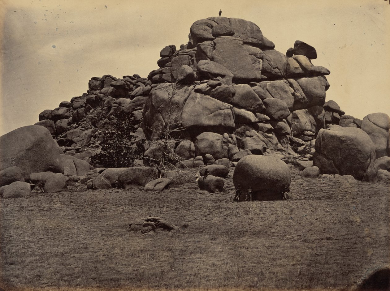 6. tányér. Koponyaszikla,1869 (fotó) alkotó: Andrew Joseph Russell