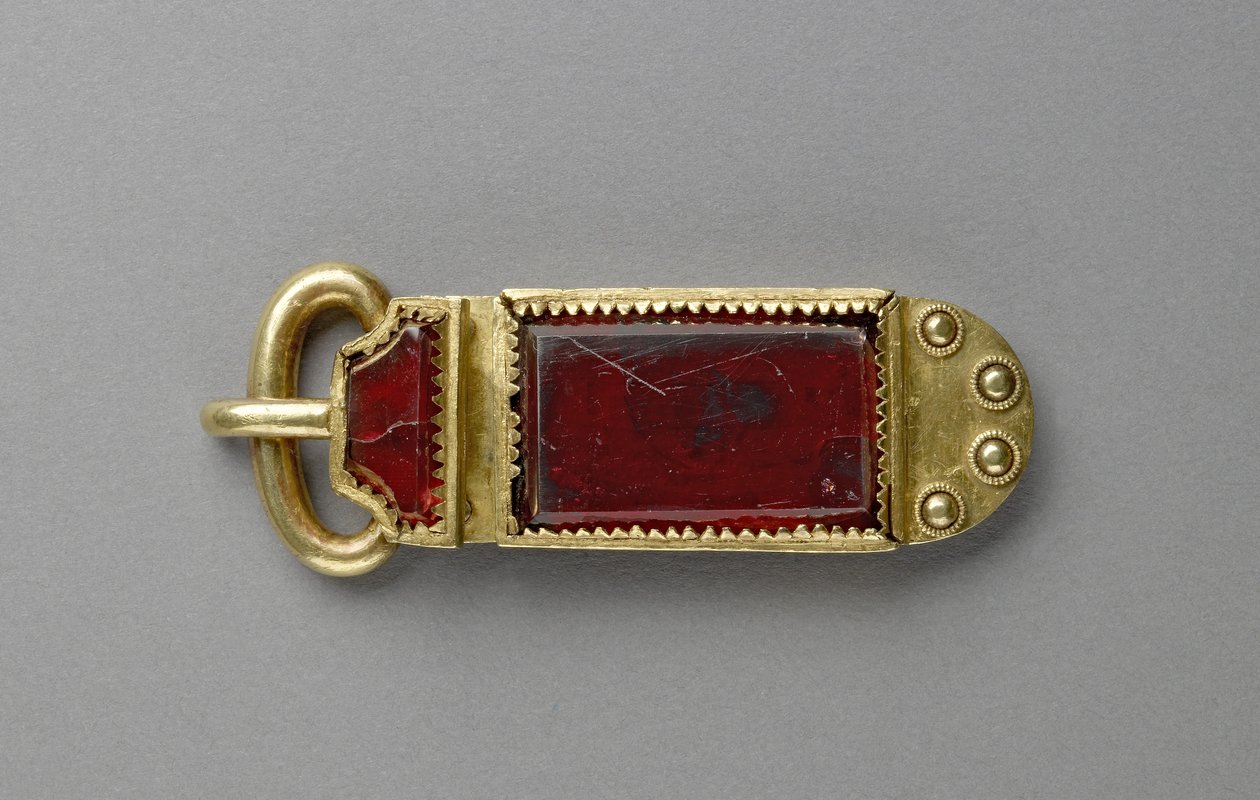 Csat (gránát és arany) alkotó: Anglo Saxon