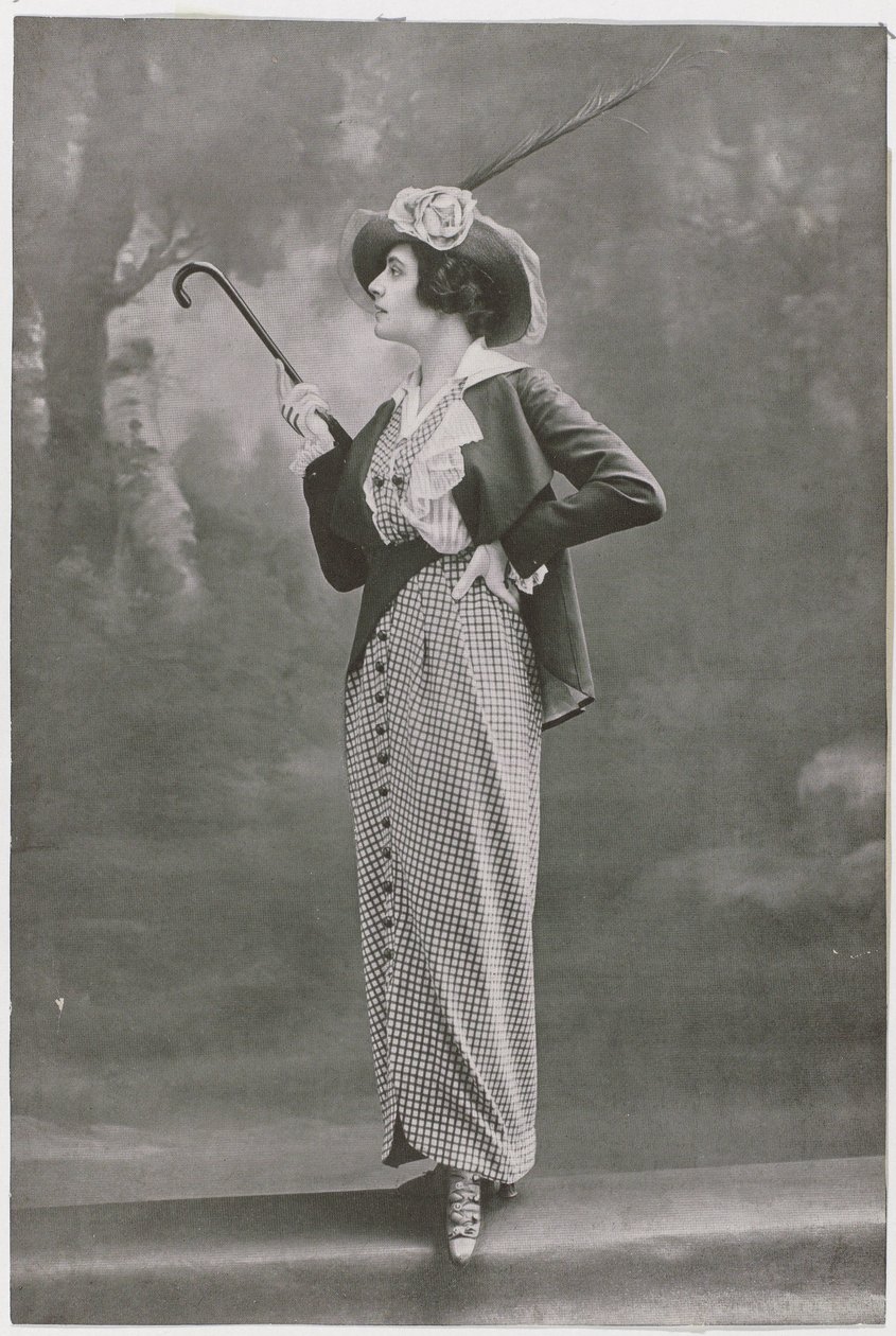Divat, 1913 alkotó: Anonymous