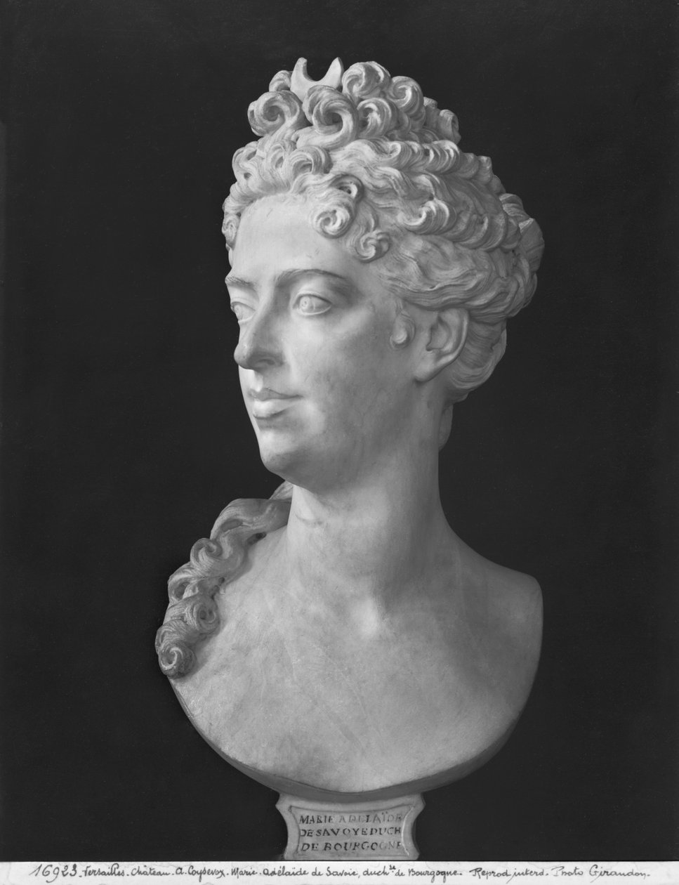 Marie-Adelaide de Savoie, Burgundi hercegnő mellszobra, 1710 (márvány) alkotó: Antoine Coysevox