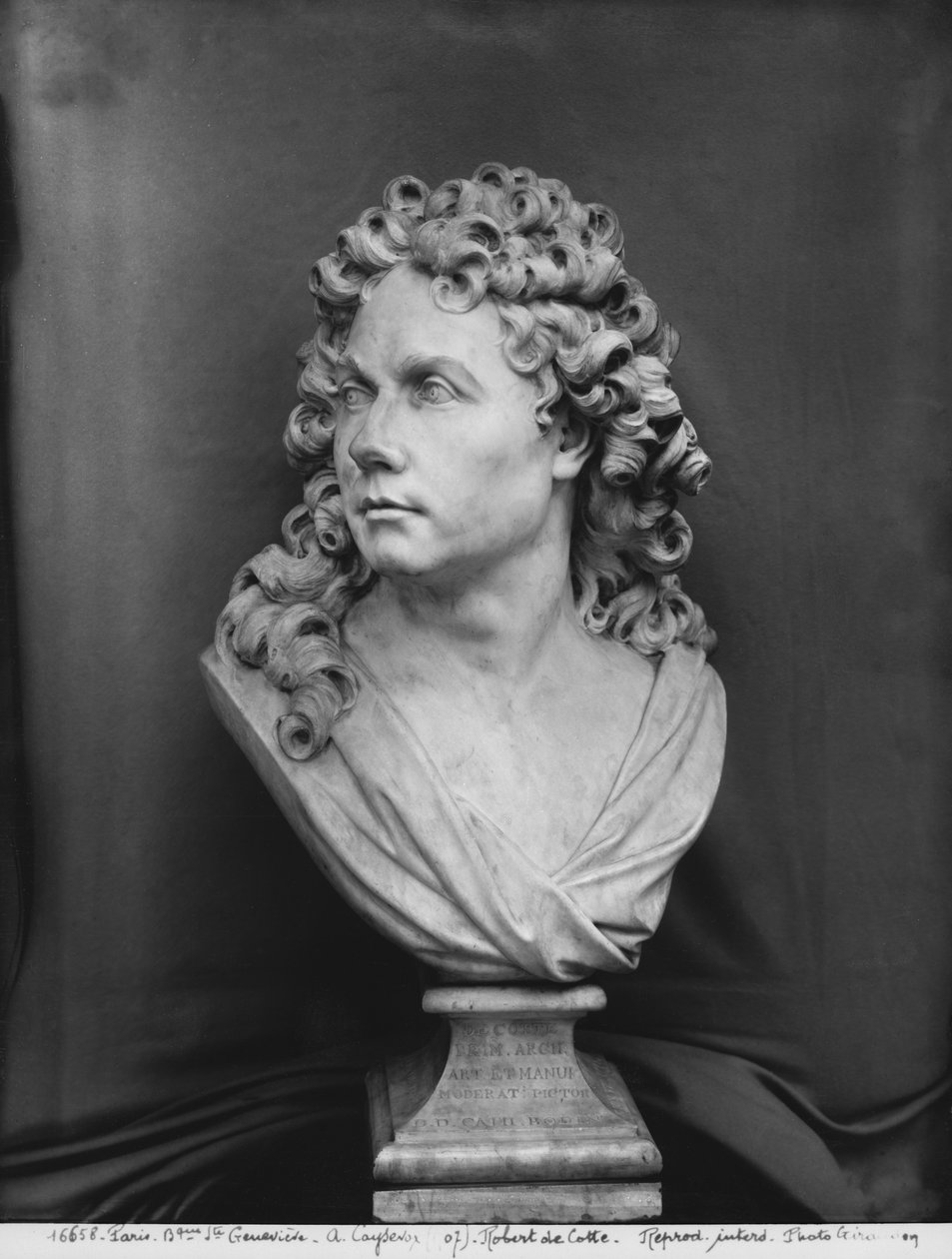 Robert de Cotte mellszobra, 1707 (lásd még: 346009, 346011) (márvány) alkotó: Antoine Coysevox