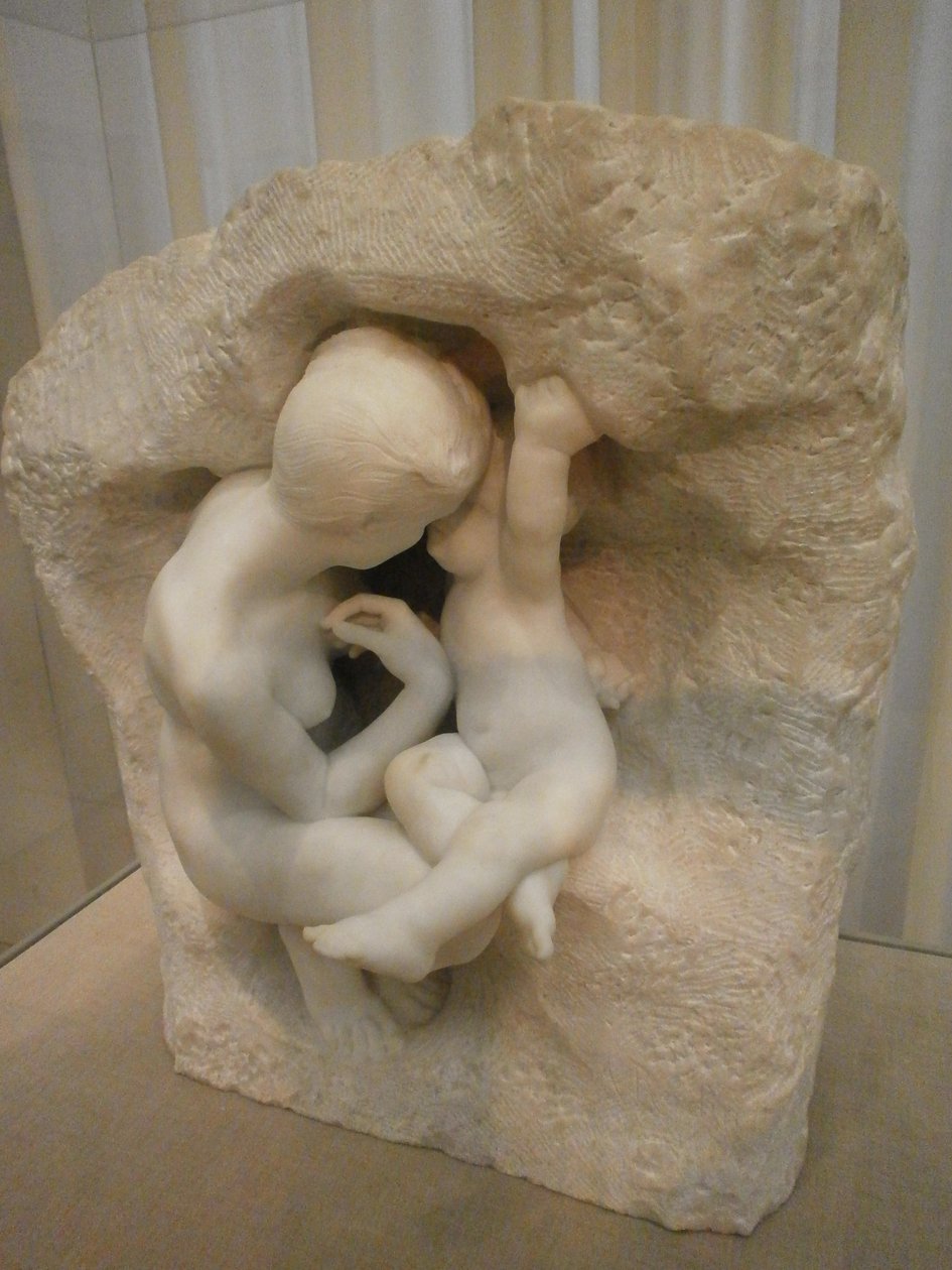Fiatal anya a barlangban alkotó: Auguste Rodin