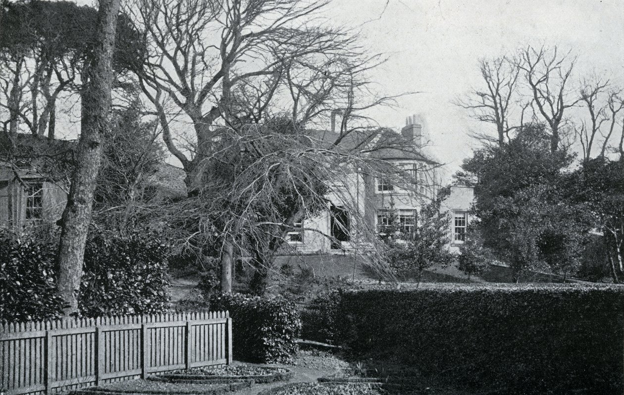 Swanston Cottage alkotó: British Photographer