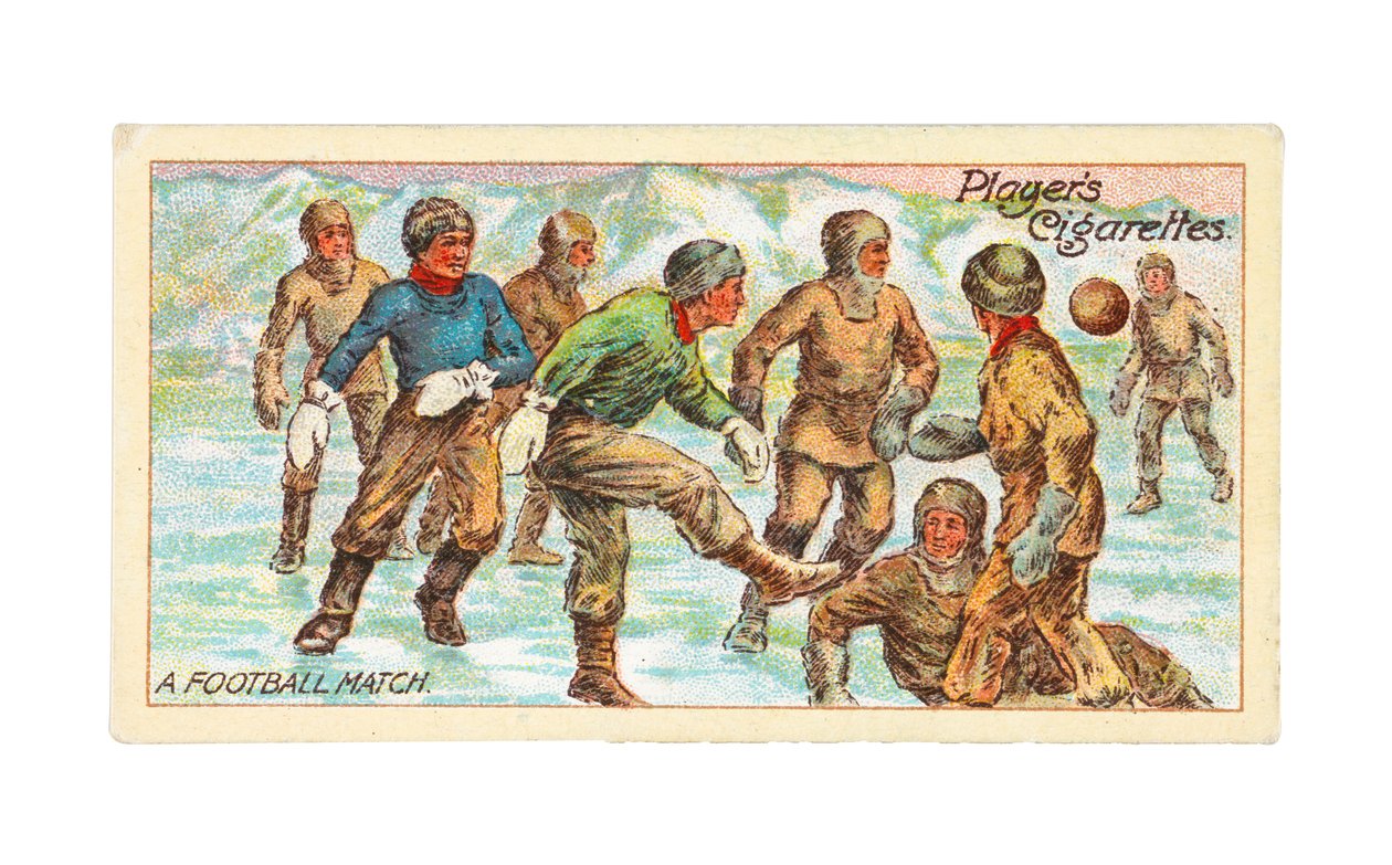 Futballmérkőzés a téli szálláson alkotó: British School