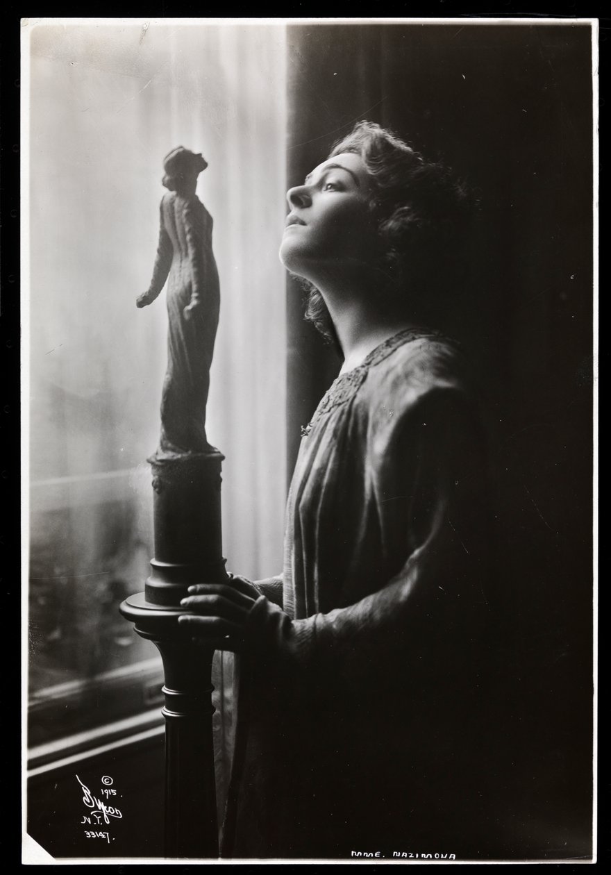 Alla Nazimova, 1915 (ezüst zselatin nyomat) alkotó: Byron Company
