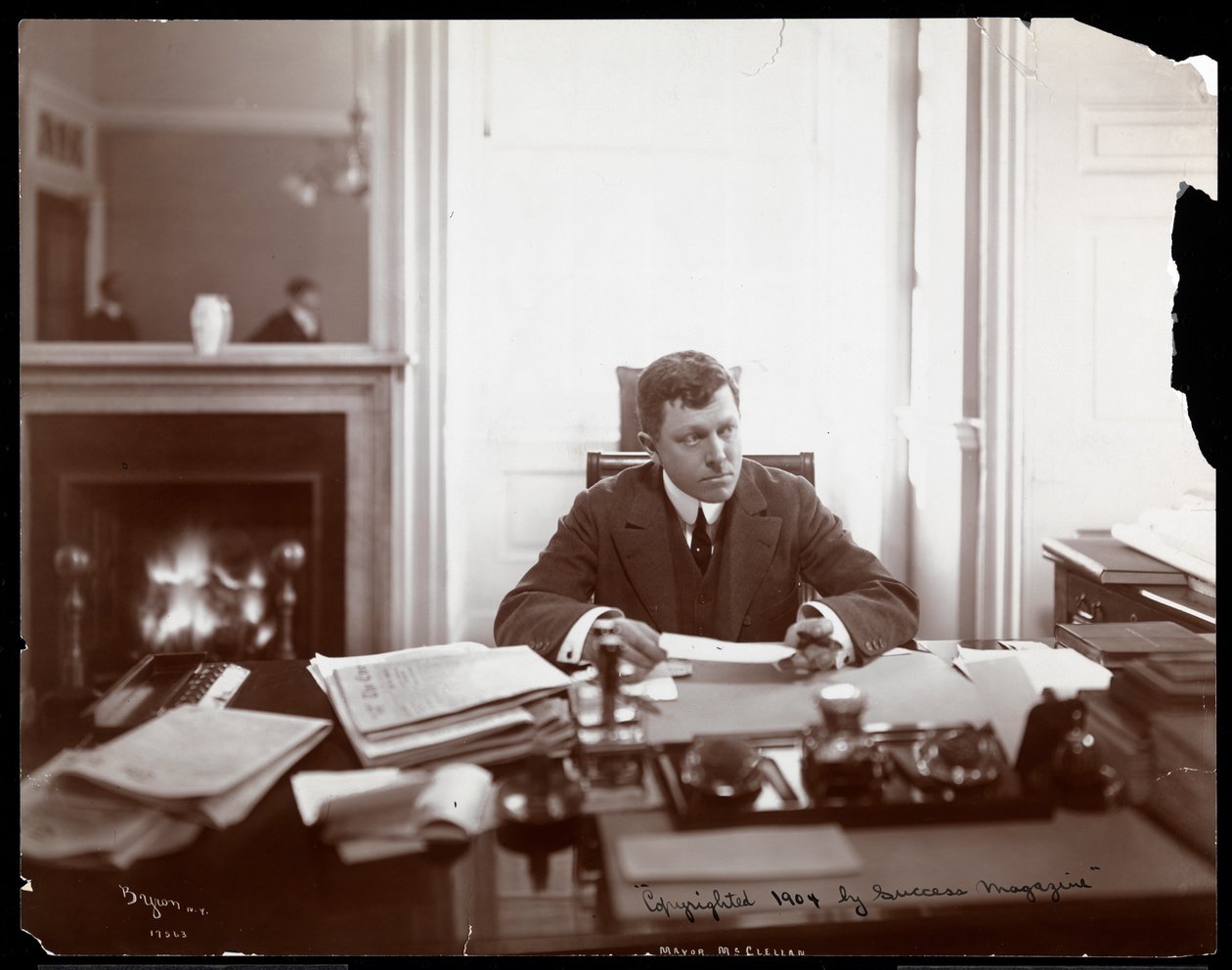 McClellan polgármester, 1904 (ezüst zselatin nyomat) alkotó: Byron Company