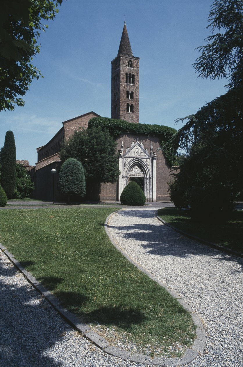 A templom homlokzata alkotó: Byzantine School