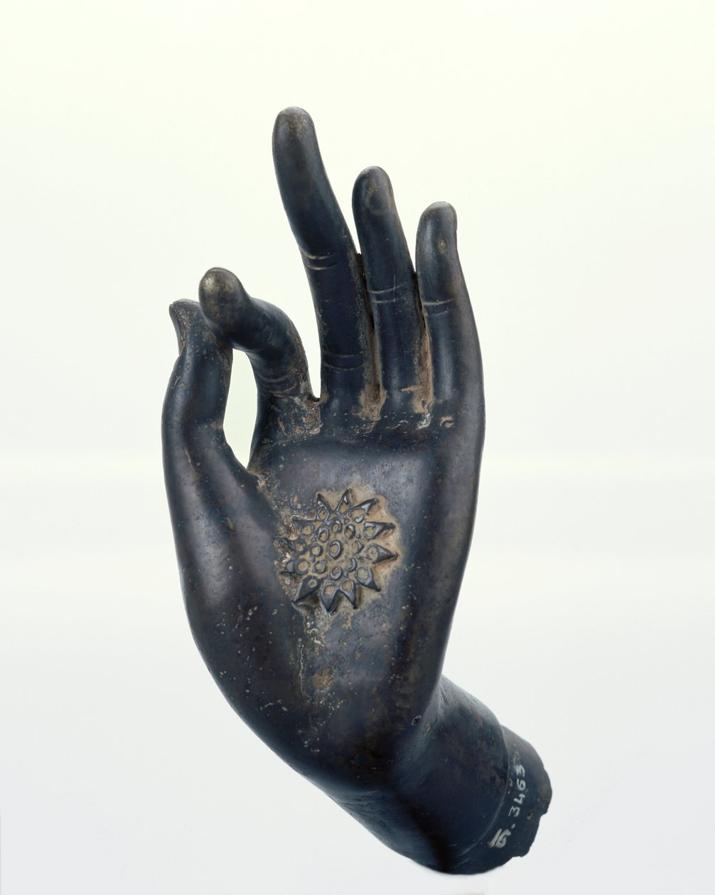Buddha keze (bronz) alkotó: Cambodian School