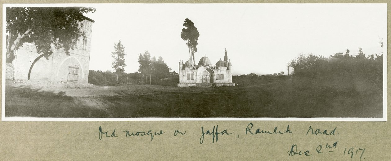 Régi mecset a Ramleh úton, Jaffa, 1917. december 2. alkotó: Capt. Arthur Rhodes