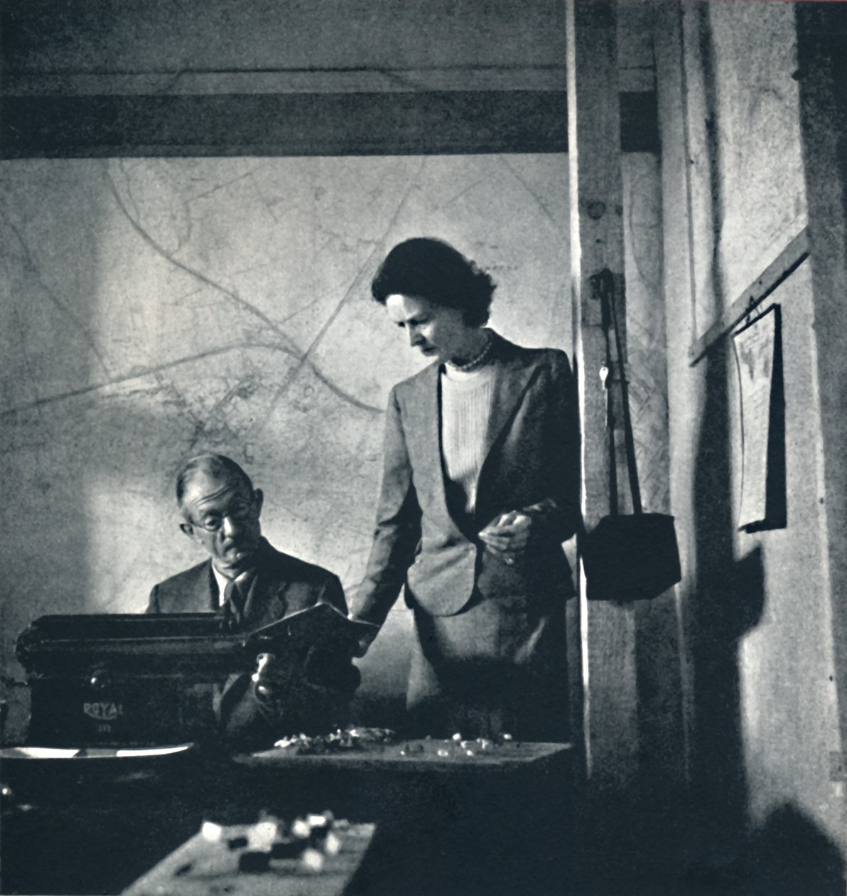 Akció itt, 1941 alkotó: Cecil Beaton
