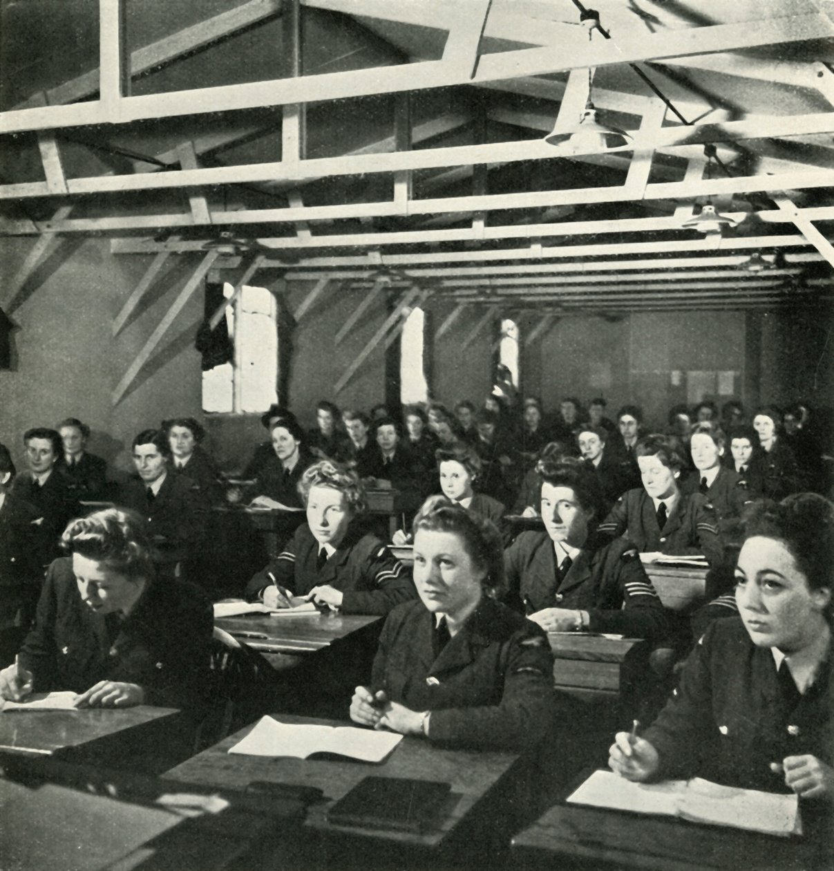 Vizsga következik, 1943. alkotó: Cecil Beaton