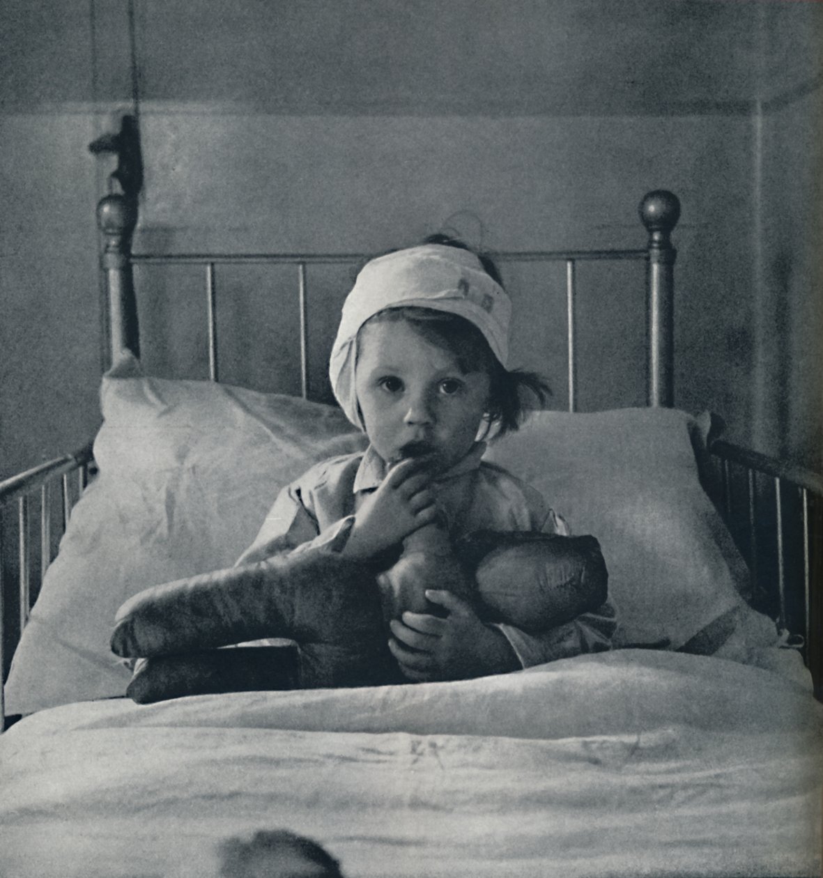 Az ártatlanság kora, 1941 alkotó: Cecil Beaton
