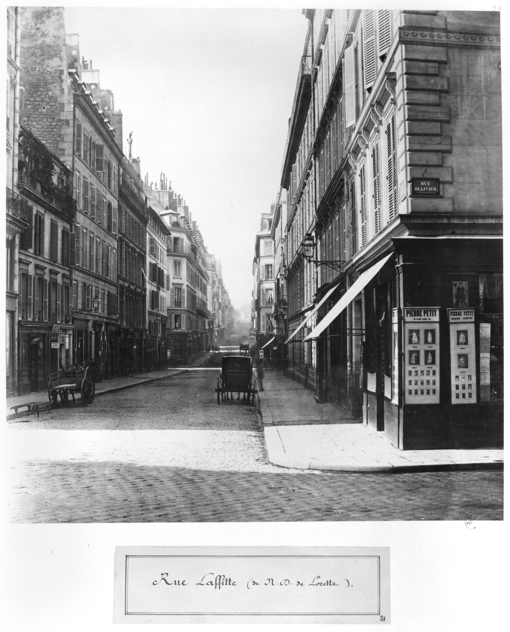 Rue Laffitte, a Notre-Dame-de-Lorette templomból, Párizs, 1858-78 alkotó: Charles Marville