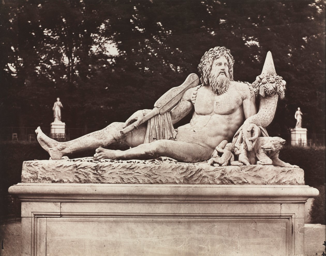 A Tiberis, Tuileriák kertje, Párizs, 1859. alkotó: Charles Nègre