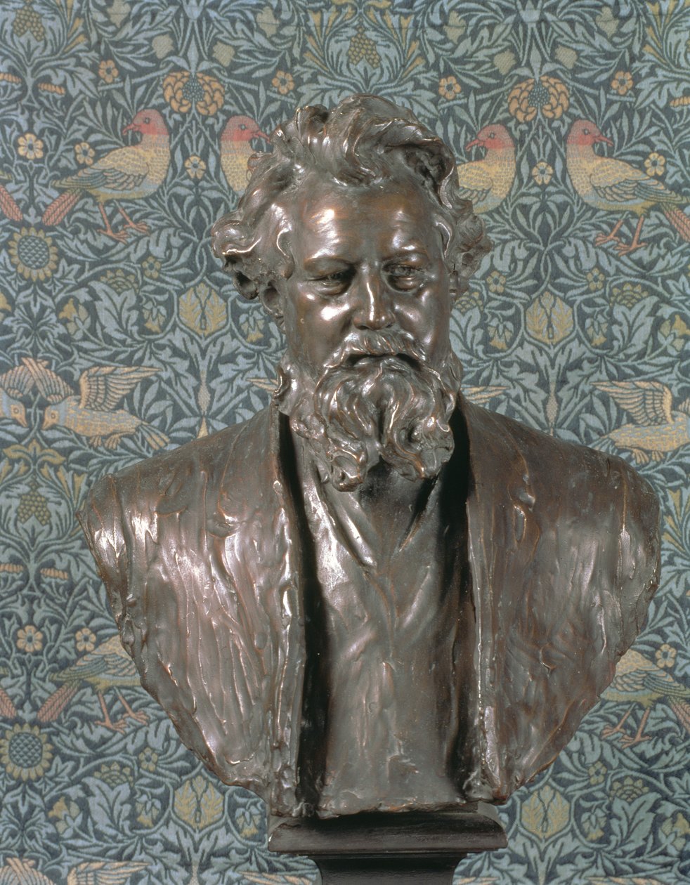 William Morris mellszobra (1834-96), Conrad Dressler (1856-1940) (bronz) alkotó: Conrad Dressler