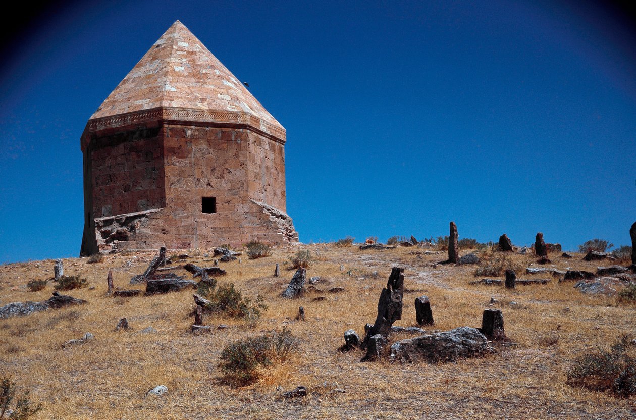 Névtelen mauzóleum a régi temetőben alkotó: Dynasty Seljuq