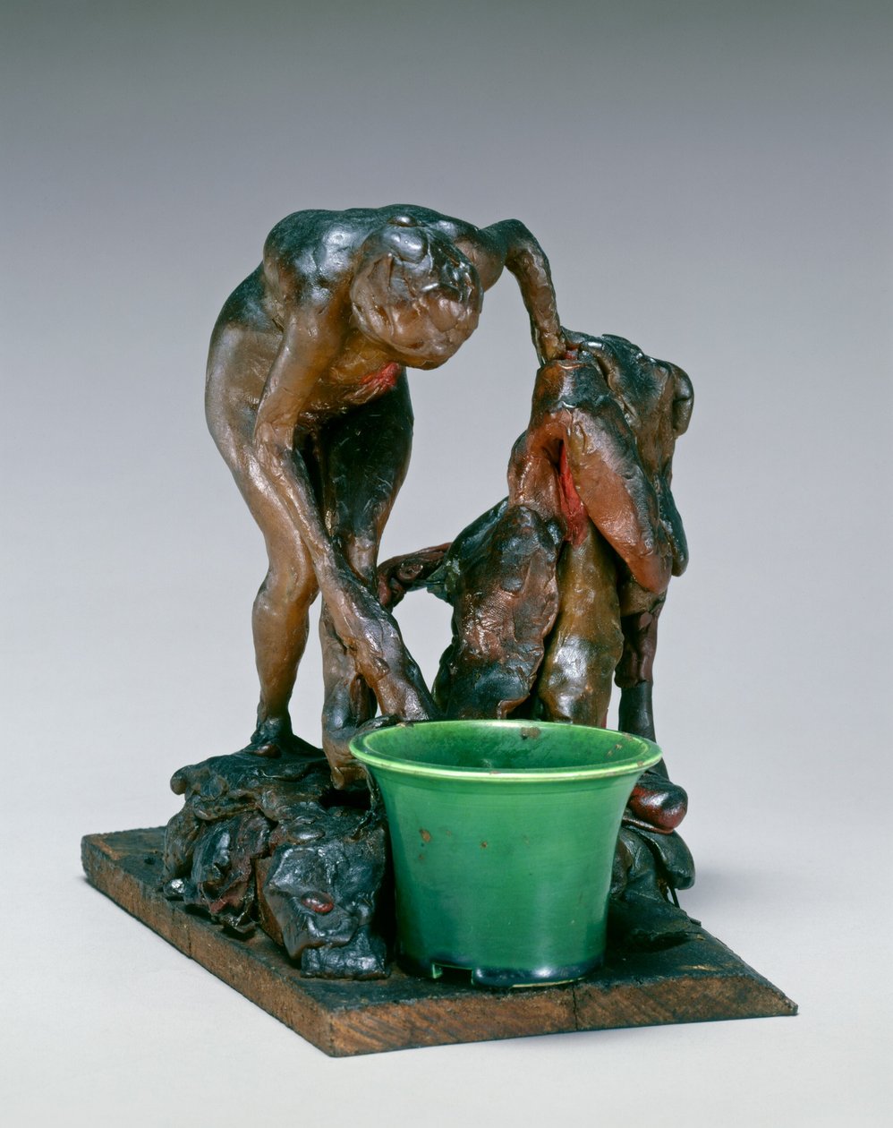 Bal lábát mosó nő, c. 1890-es évek. alkotó: Edgar Degas