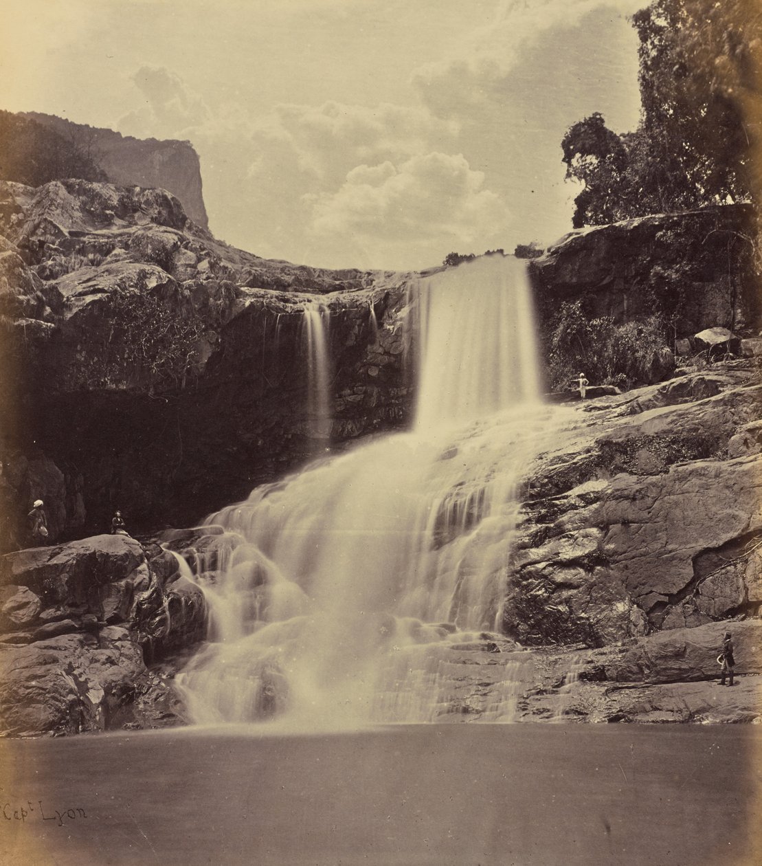 Sentinel Falls alkotó: Edmund David Lyon