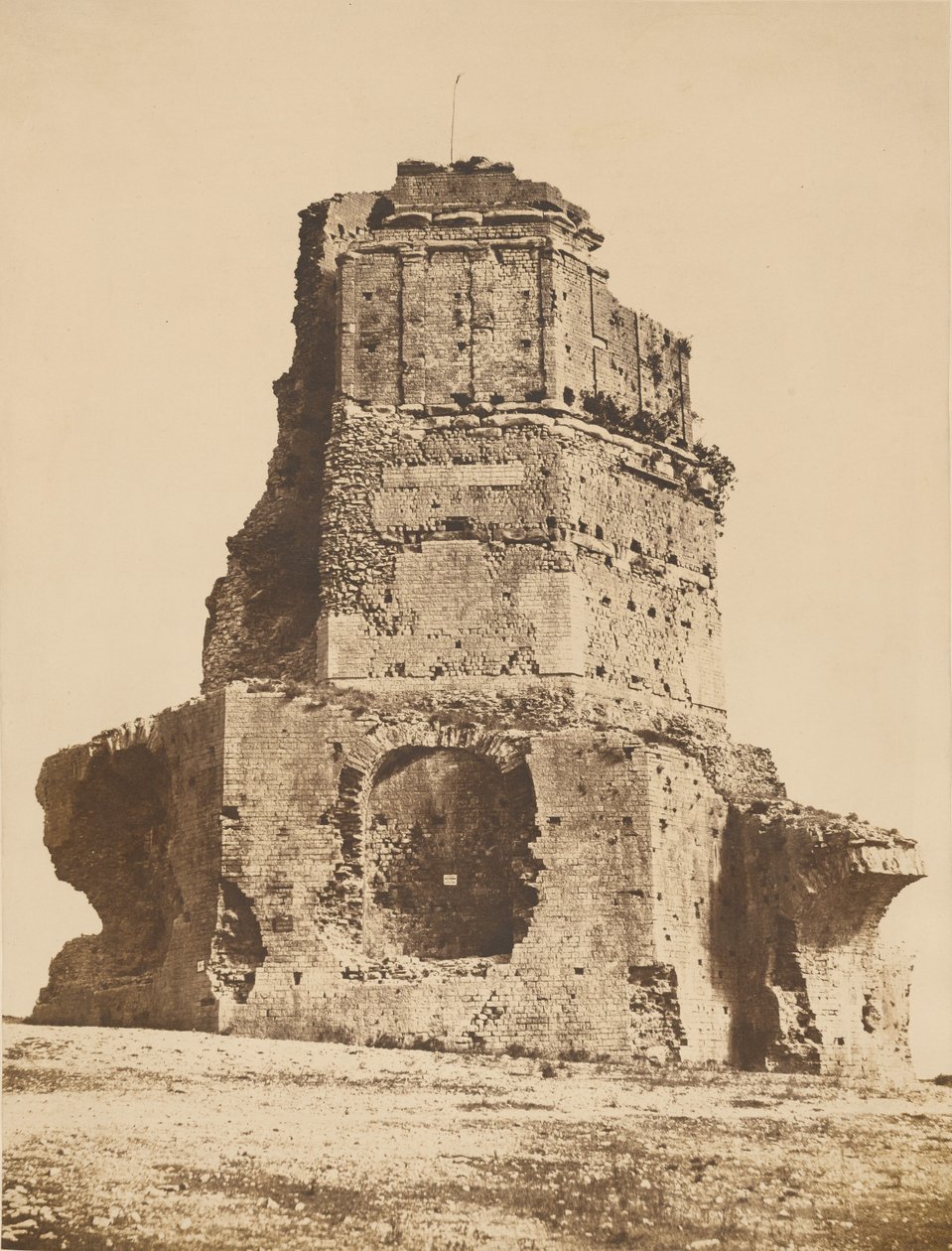 [Romok, Tour Magne] alkotó: Édouard Baldus