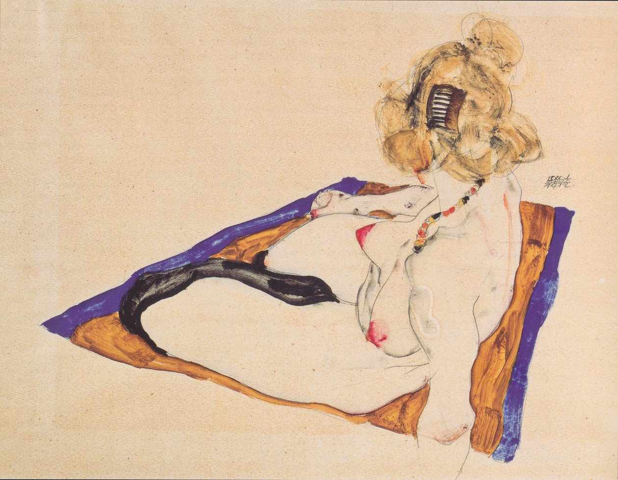Szőke meztelen modell barna ruhán ülve alkotó: Egon Schiele