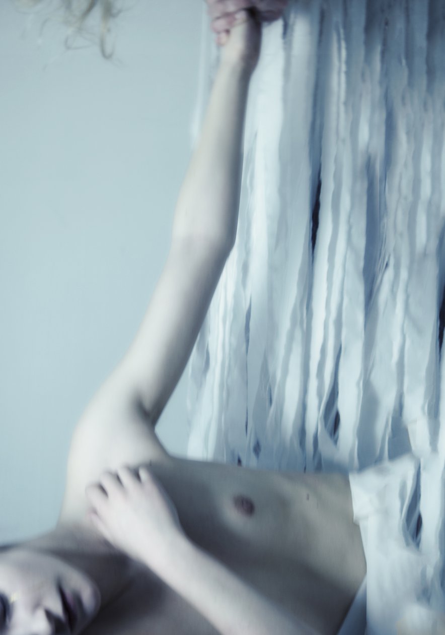 Sisters of Frost, 2016 (szitanyomat) alkotó: Elinleticia Högabo