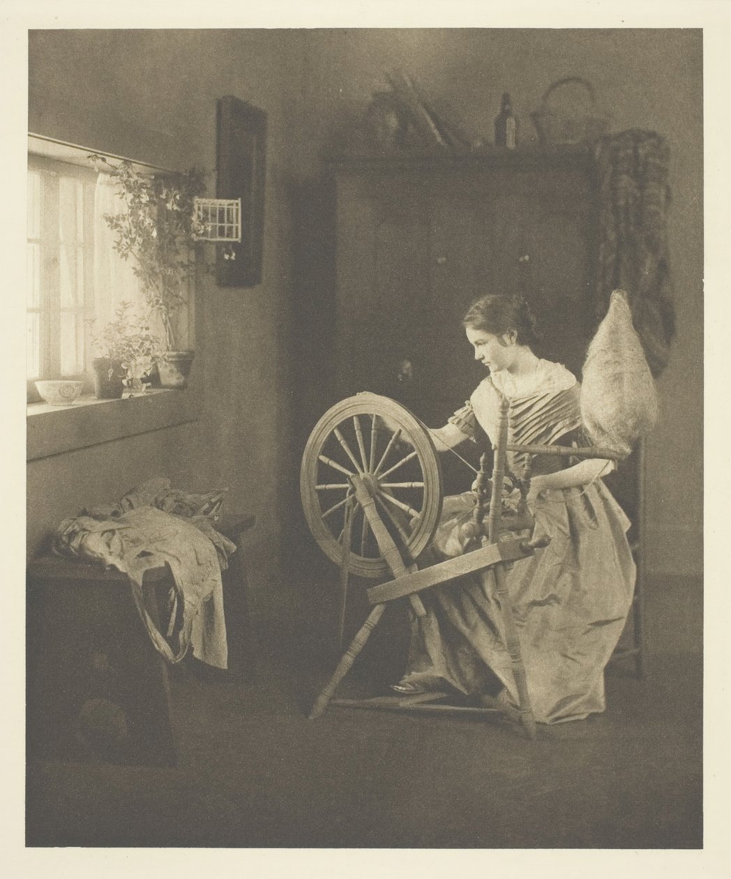 Fonó, c. 1898. alkotó: Emilie V. Clarkson