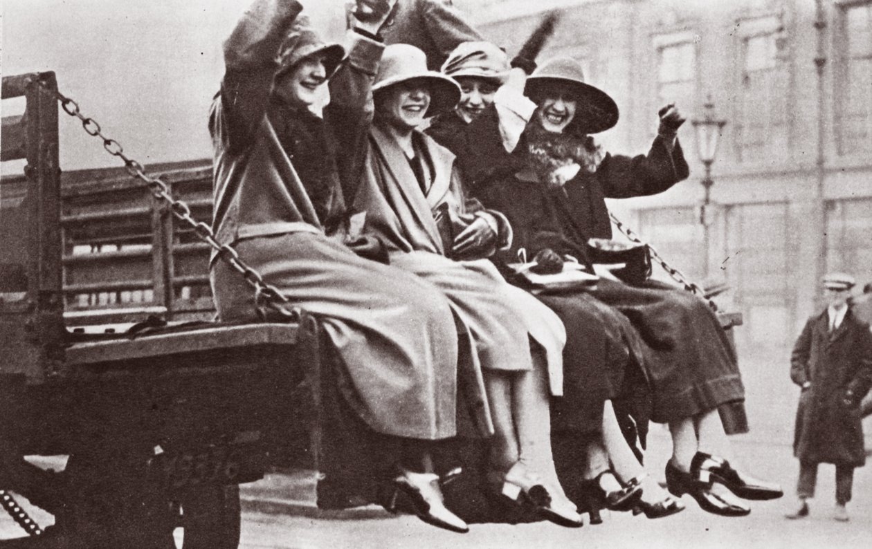 Egy Twopenny Tailboard Trip, 1926. május alkotó: English Photographer