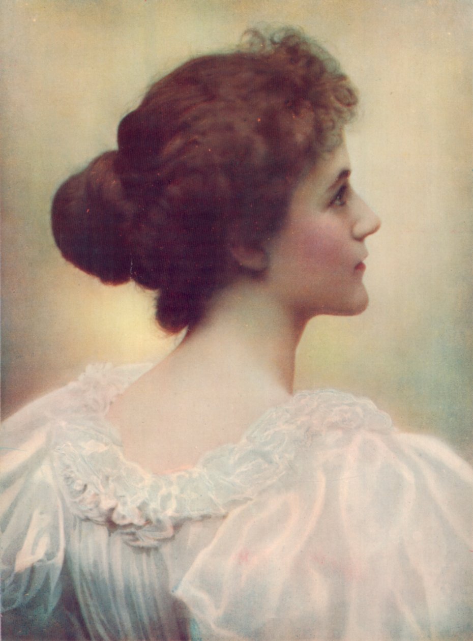 Miss Sybil Carlisle alkotó: English Photographer