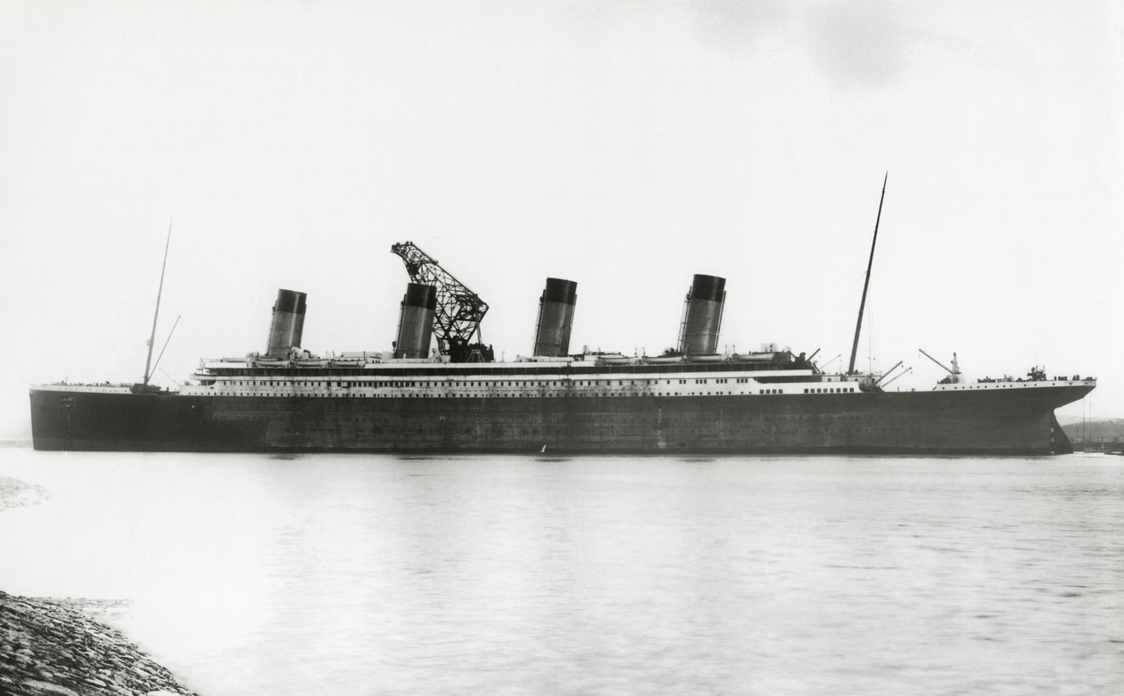Az RMS Titanic a végéhez közeledik, 1912. január 8 alkotó: English Photographer