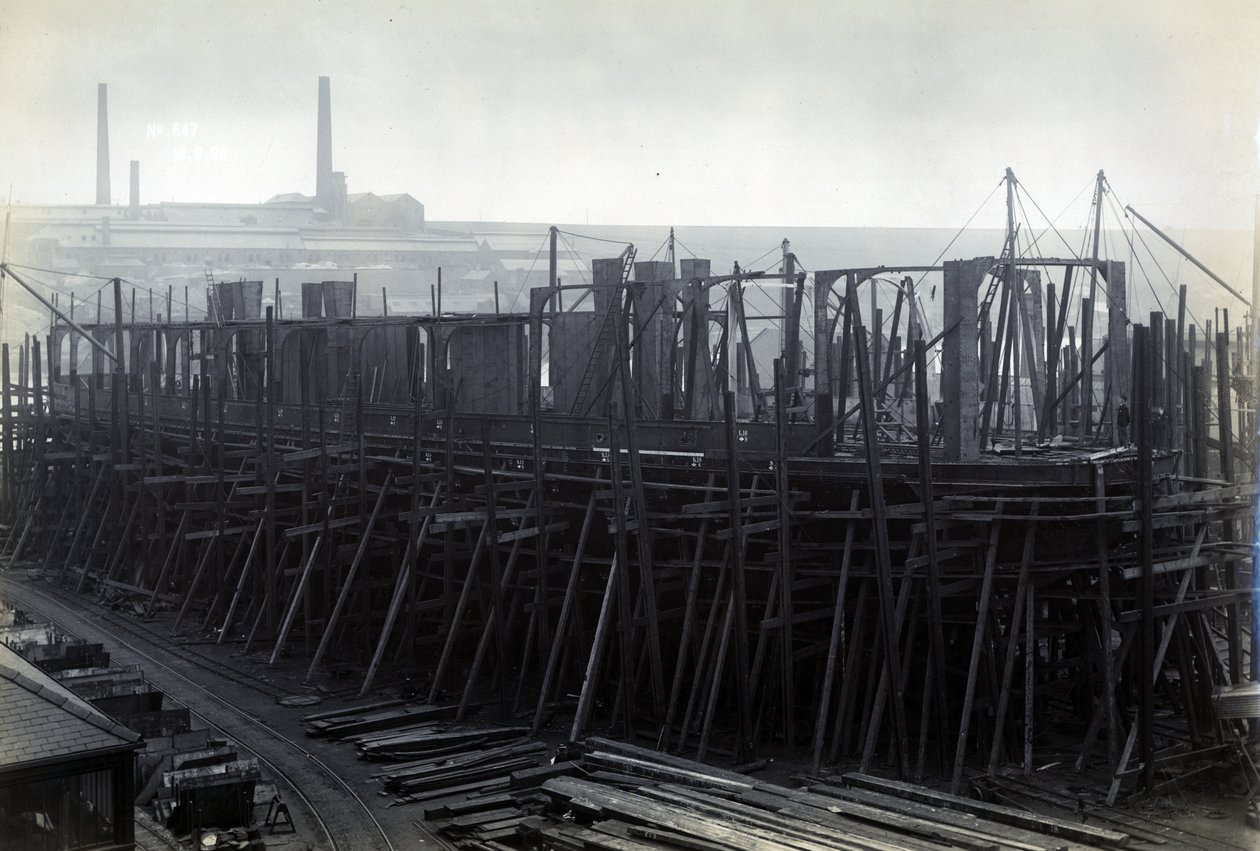 Az SS Baikal jégtörő vasúti kompgőzös a keretben a Sir W.G. Armstrong Mitchell and Co. Ltd. által a Low Walker hajógyárban, Newcastle upon Tyne-ben 1896-ban építve. alkotó: English Photographer
