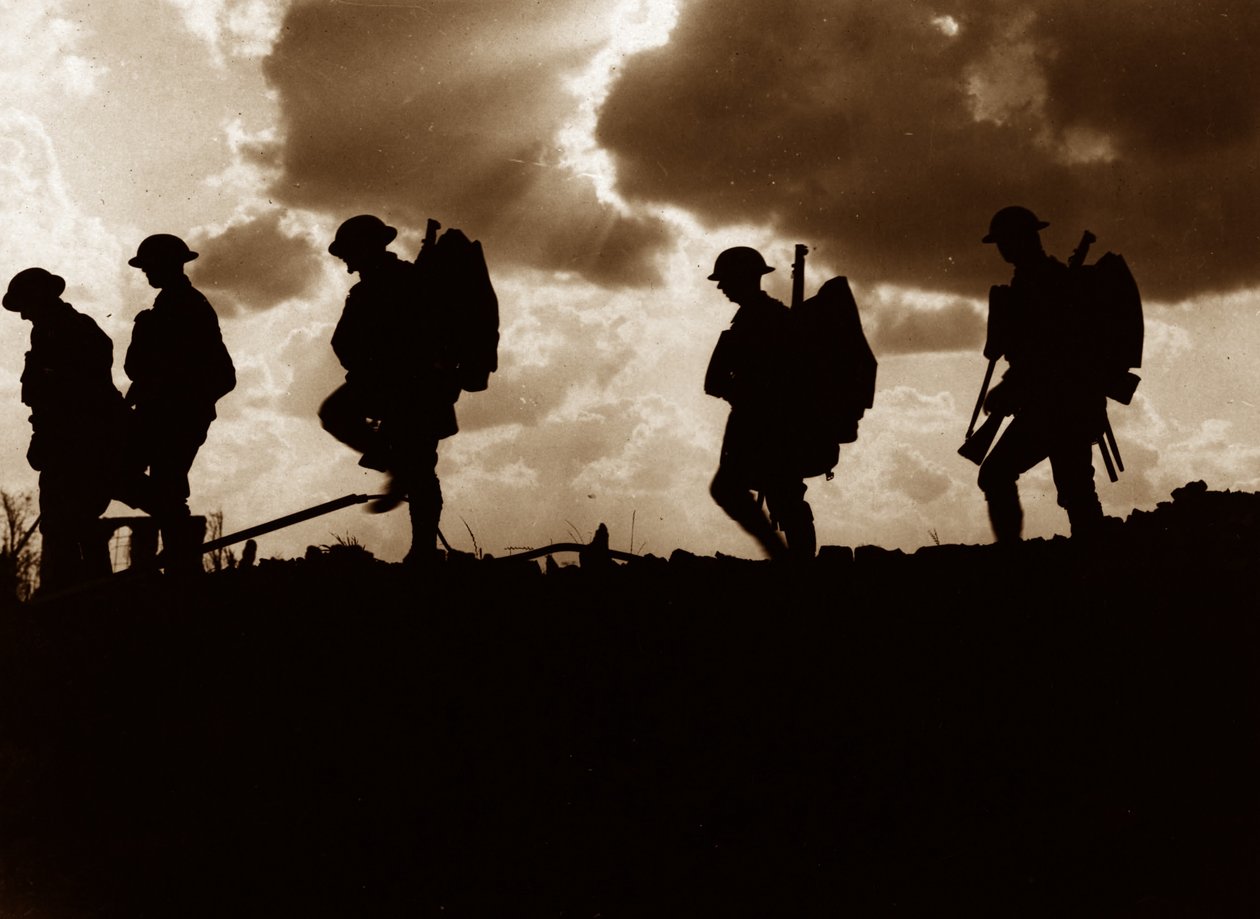 Az East Yorkshire-i ezred 8. zászlóaljának emberei felmentek a Frezenberg melletti vonalra a harmadik ypres-i csata során, 1917. október 5. alkotó: Ernest Brooks