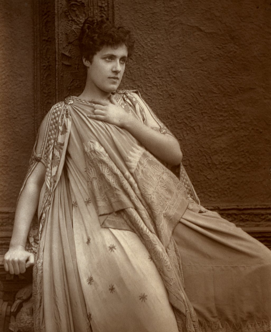 Julia Neilson brit színésznő, 1888. alkotó: Ernest Barraud