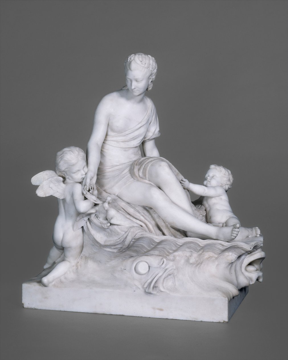 A galambok Vénusza (márvány) alkotó: Etienne Maurice Falconet