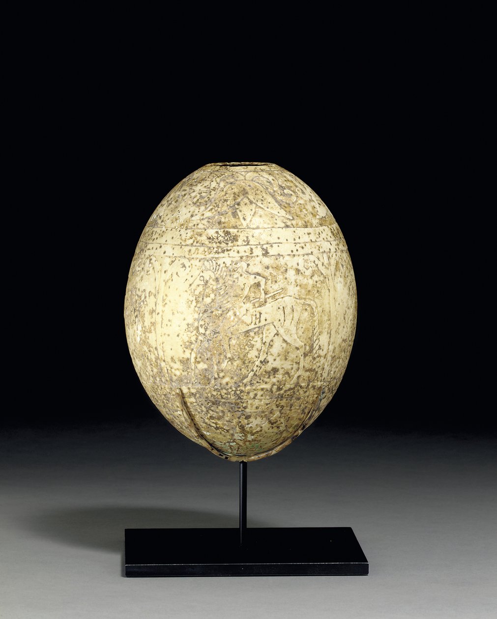 Vésett strucctojás, Kr.e. 6. század közepe alkotó: Etruscan