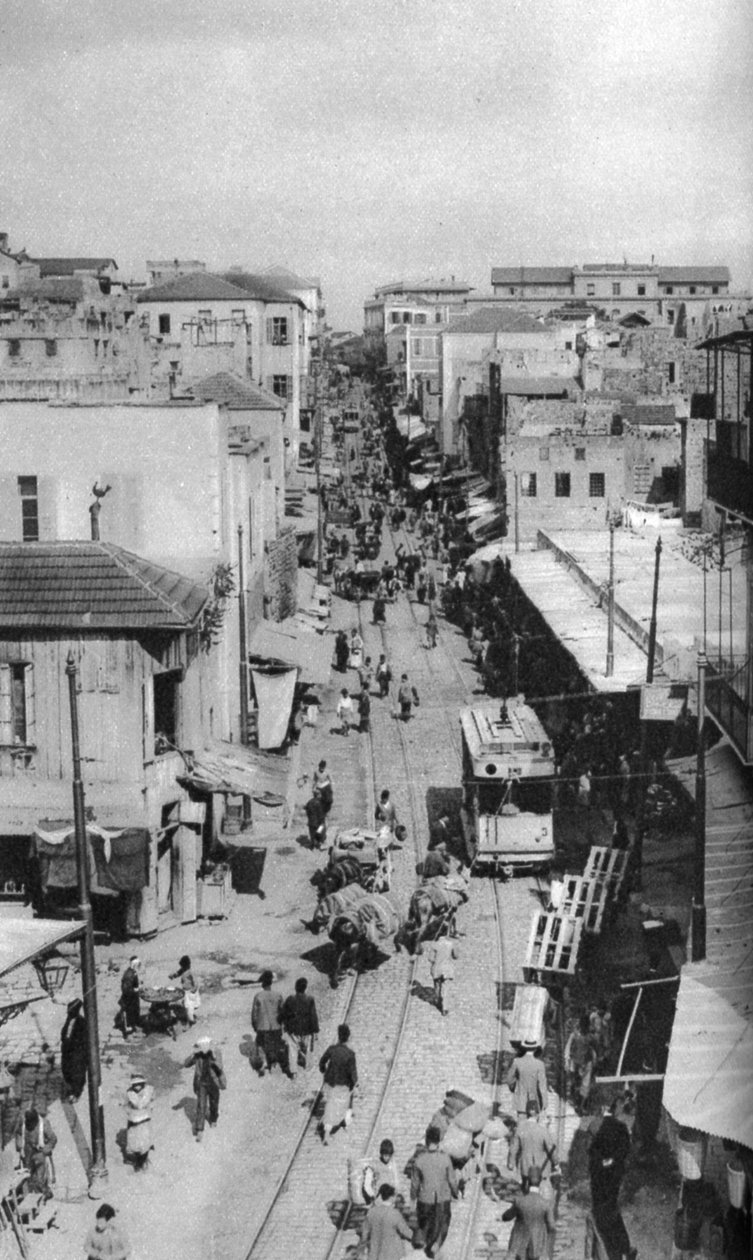 Utcai jelenet, Bejrút, Libanon, 1924 alkotó: Ewing Galloway
