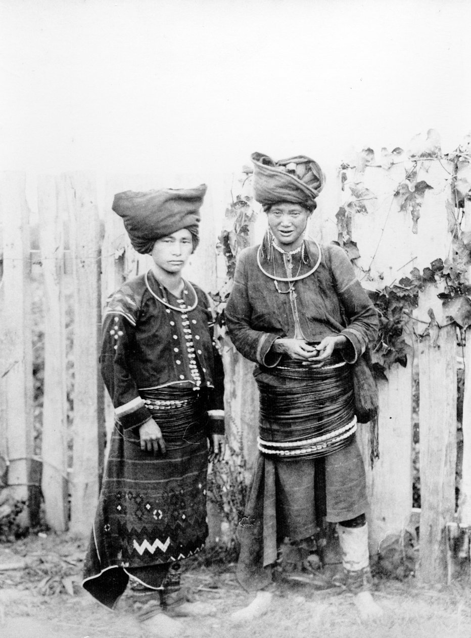 Kachin nők, 1870 körül alkotó: Felice Beato