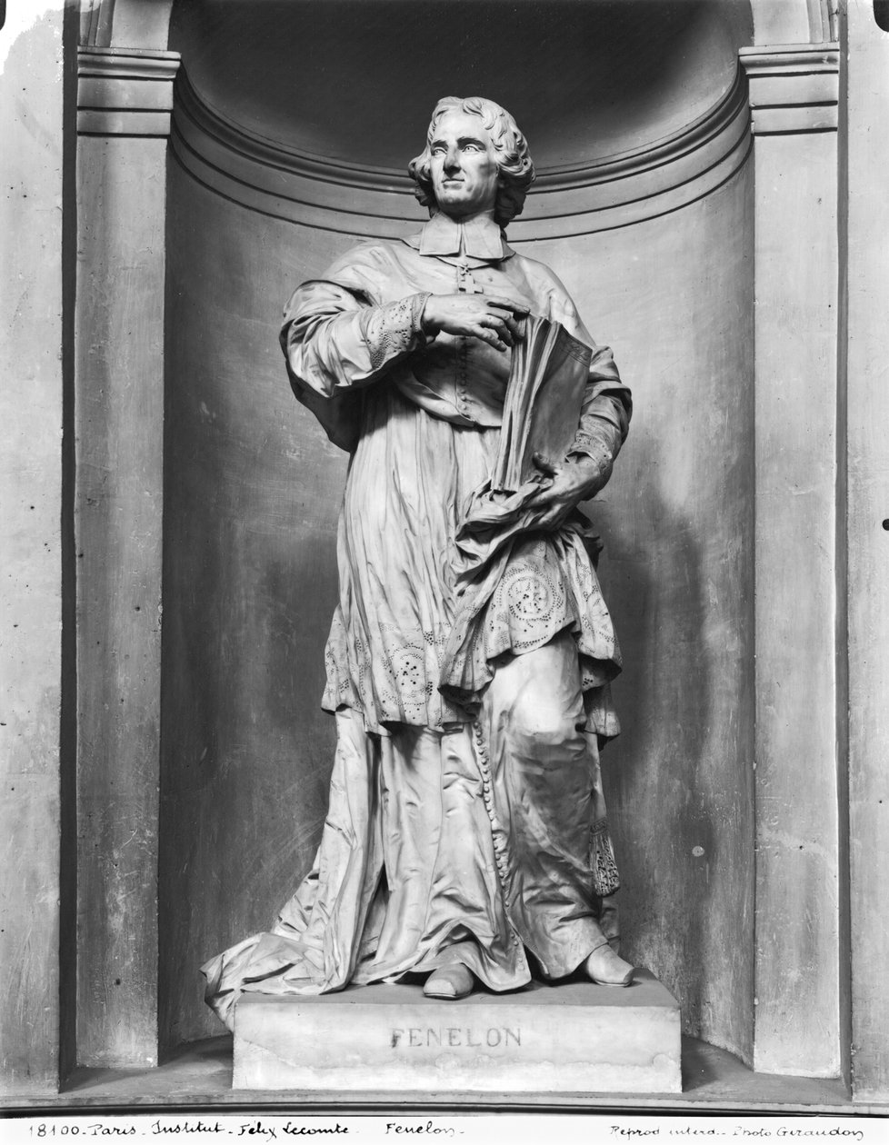 Francois de Salignac de La Mothe-Fenelon (1651-1715) 1777 (márvány) (bw fotó) alkotó: Felix Lecomte